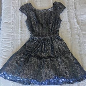 Grey sequin short-sleeved formal dress